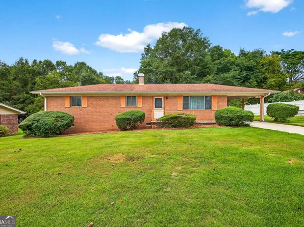 1529 Browns Bridge Ave, Gainesville, GA 30504