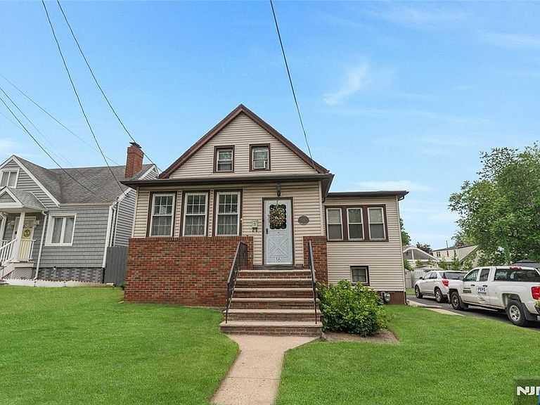 Listing photo 4