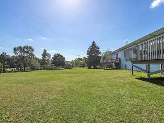 3rd image of 6700 Pleasantview Dr NE