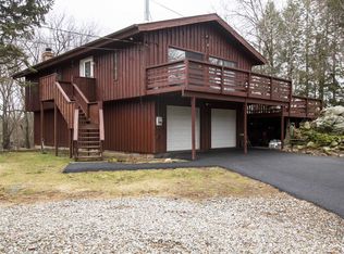 108 Barger St, Putnam Valley, NY 10579