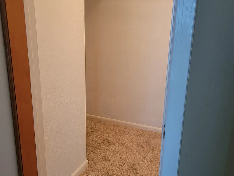 3010 Caroline St — Photo 20
