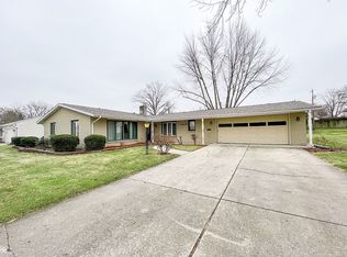 1425 Lakewood Dr, Fort Wayne, IN 46819