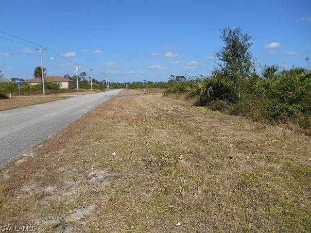 2nd image of 409 McArthur Blvd