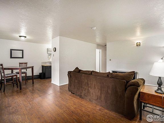 4th image of 301 Peterson St #101