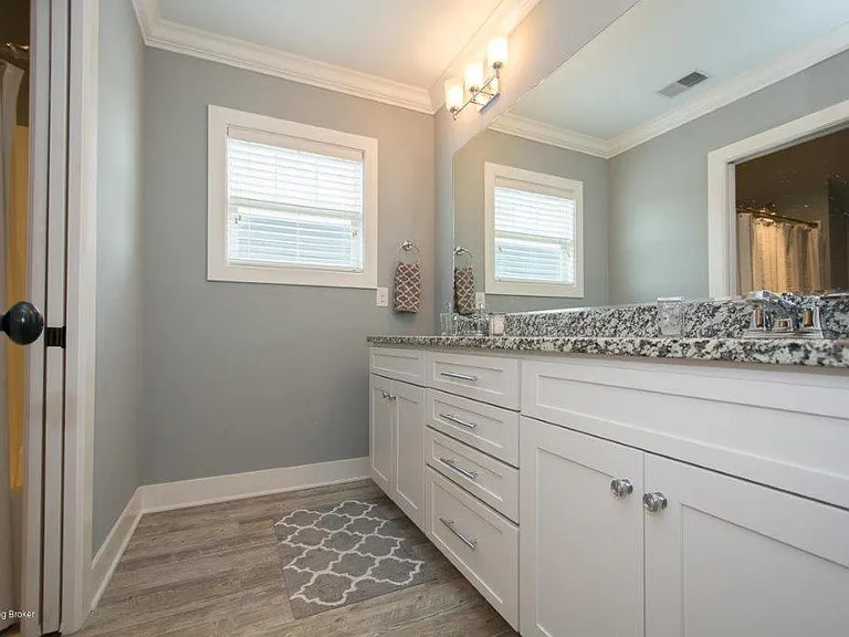 1704 Coral Ct — Photo 49
