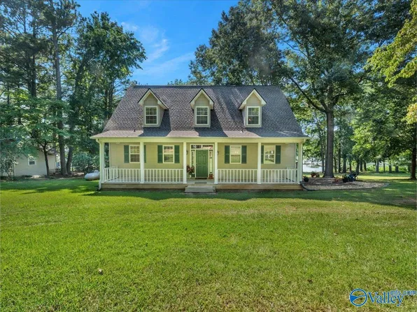 9306 Beechwood Rd, Athens, AL 35611