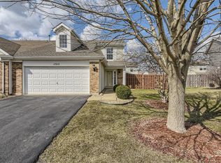 17215 Dundee Dr, Crest Hill, IL 60403