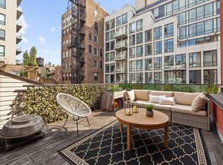 140 W 23rd St #PENTHOUSE D, New York, NY 10011