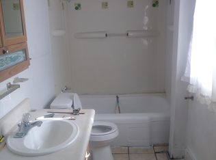 709 Hamilton Ave, Farrell, PA 16121