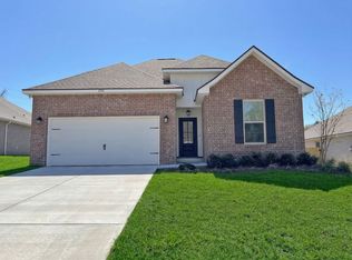 2745 Louis Cir, Crestview, FL 32536