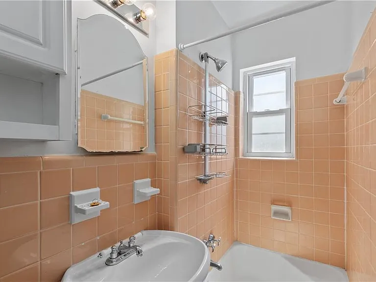 3660 Peachtree Rd NE #A2 — Photo 17
