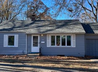 5504 Sterling Ave, Raytown, MO 64133