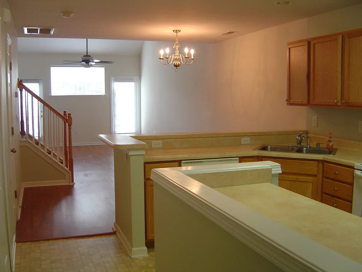 Building Photo - 4007 Portrait Dr