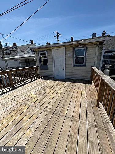 120 S 8th St #2 Photo 1