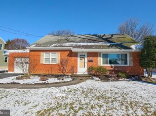849 Martin Ave, Ephrata, PA 17522