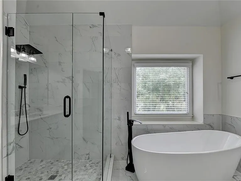 10645 Honey Brook Cir — Photo 37