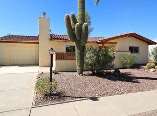 525 N Abrego Dr, Green Valley, AZ 85614