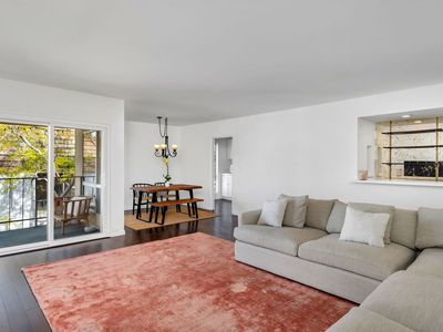 5845 Doverwood Dr Unit 302, Culver City, CA, 90230