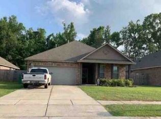 2162 Meadow Hill Ave, Zachary, LA 70791
