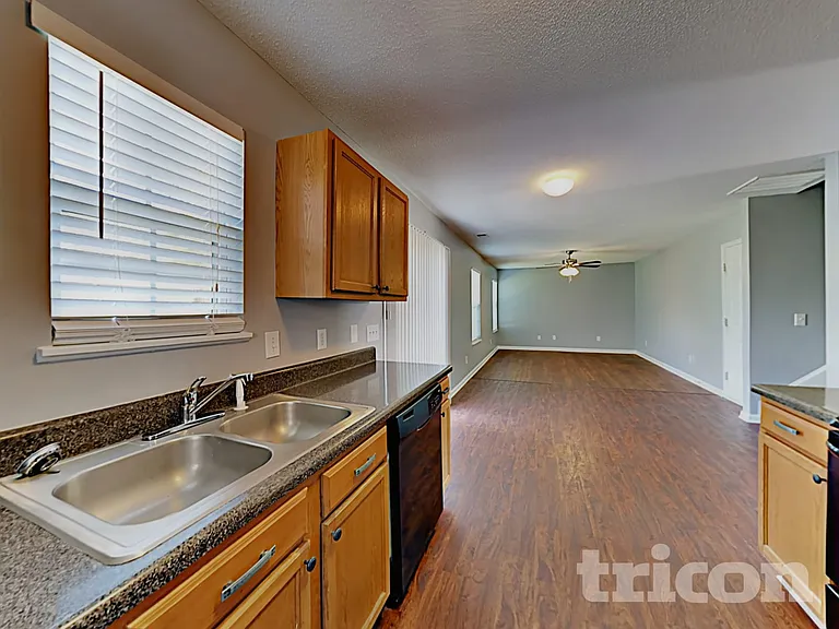 308 Fox Trot Dr — Photo 3