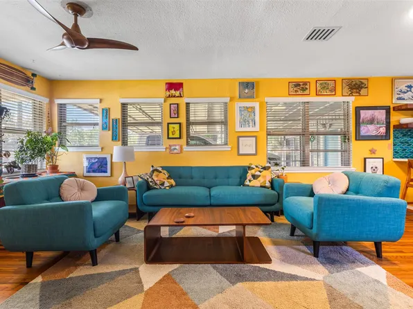 405 W 17th St, Georgetown, TX 78626