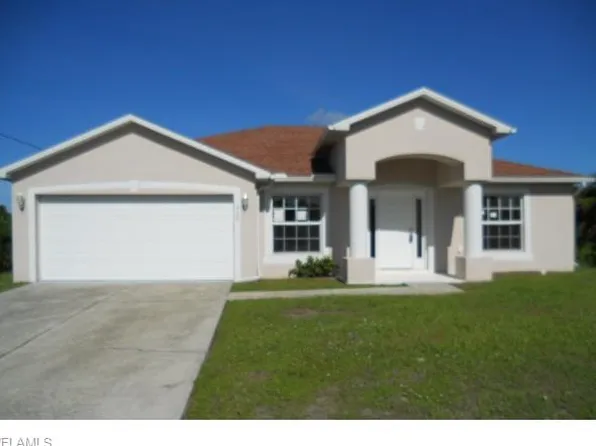 320 Laurel Ave S, Lehigh Acres, FL 33974