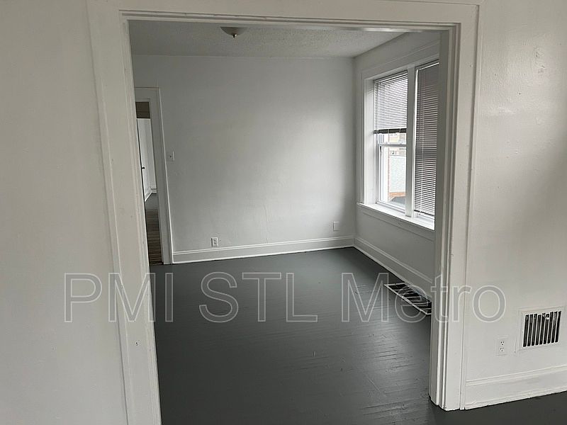 1st image of 115 Eichelberger St Unit 2FE