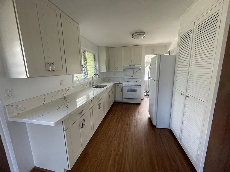 212 Pakohana St — Photo 7