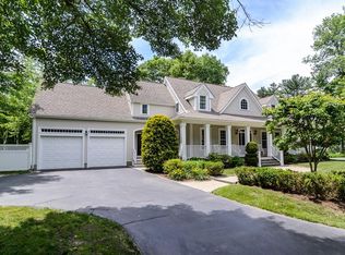 3 Oakdale Ave, Wellesley, MA 02482