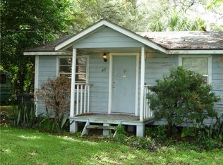 907 E 120th Ave, Tampa, FL 33612