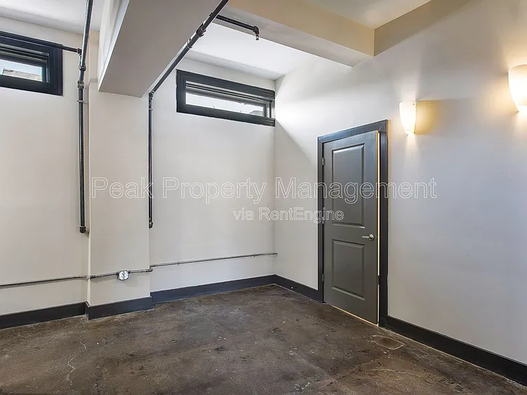 Trolley Lofts — Photo 37