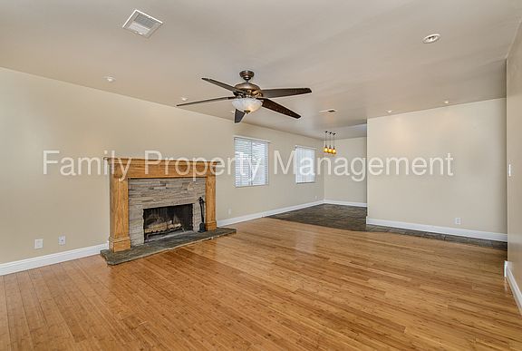 5th image of 5812 Apple Valley Ln