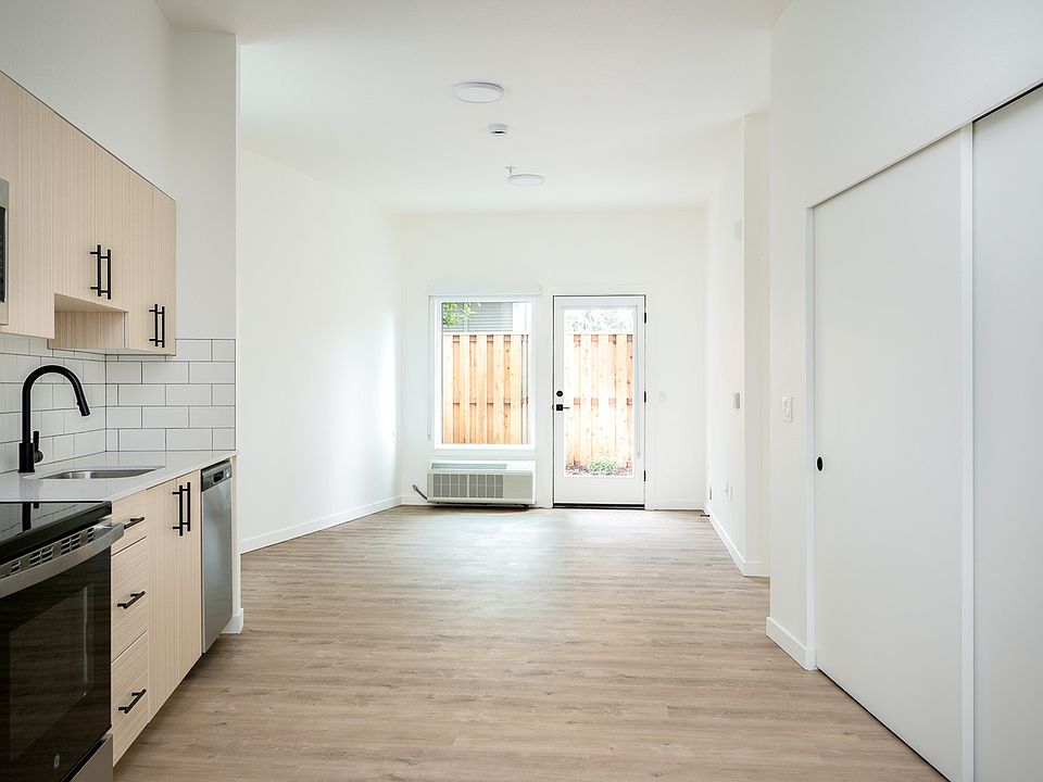 1st image of 234 NW 1st St #107