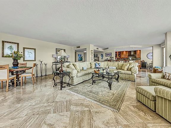 3rd image of 4100 Galt Ocean Dr APT 112