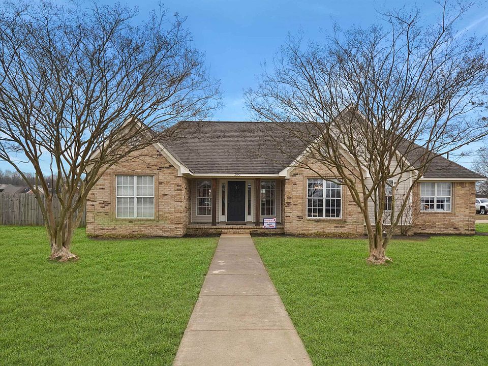 1st image of 260 Daisey Ln
