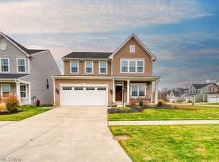 36288 Thornbury St, North Ridgeville, OH 44039