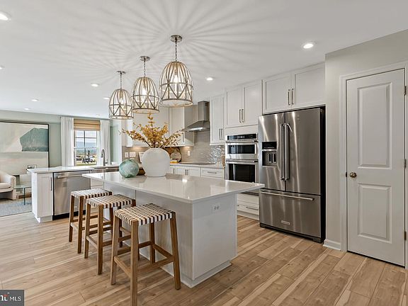 3rd image of Fontana Cir Homesite 619