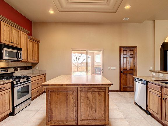 4th image of 4443 Maricopa Cir