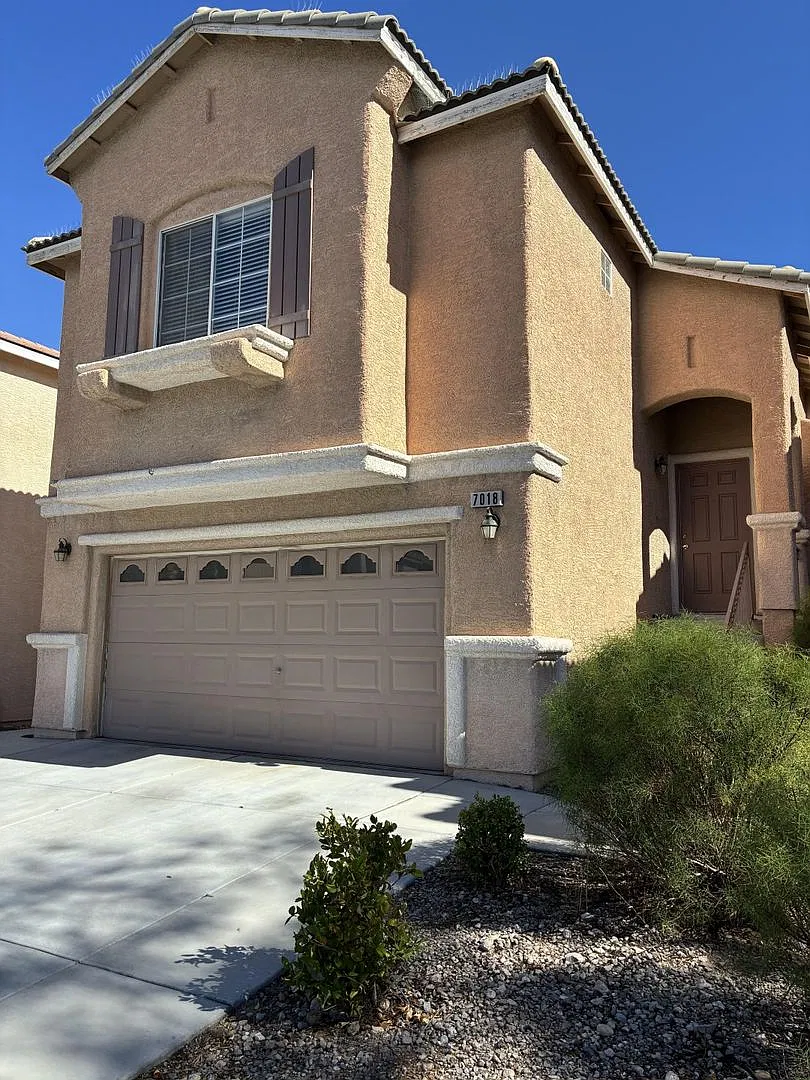 Unique Split-Level Home That You'd Like to See! — Photo 3
