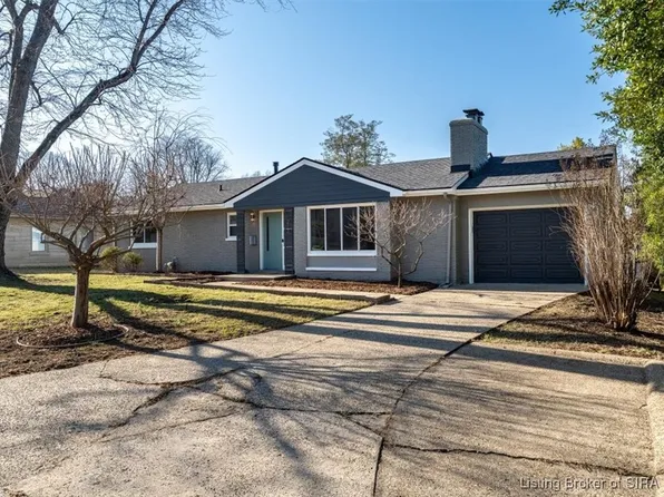 213 Maplewood Drive, Clarksville, IN 47129