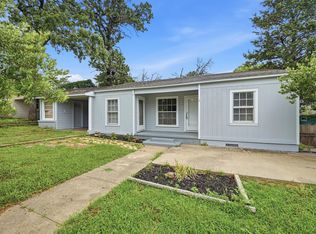 1105 W Hull St, Denison, TX 75020
