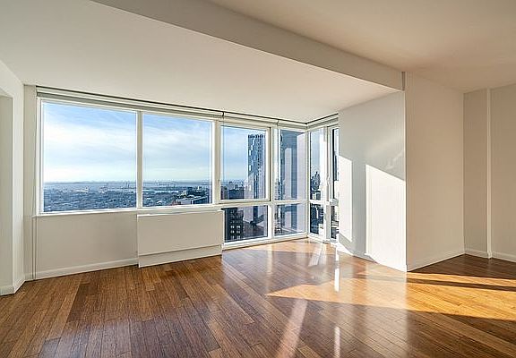 4th image of 66 Rockwell Pl APT 22G