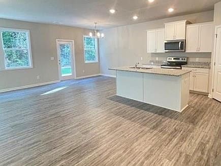 2nd image of 111 Millers Ln