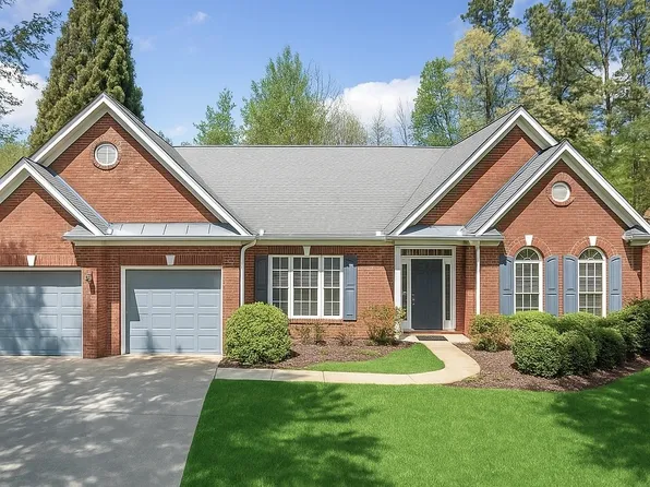 1330 Badingham Dr, Cumming, GA 30041