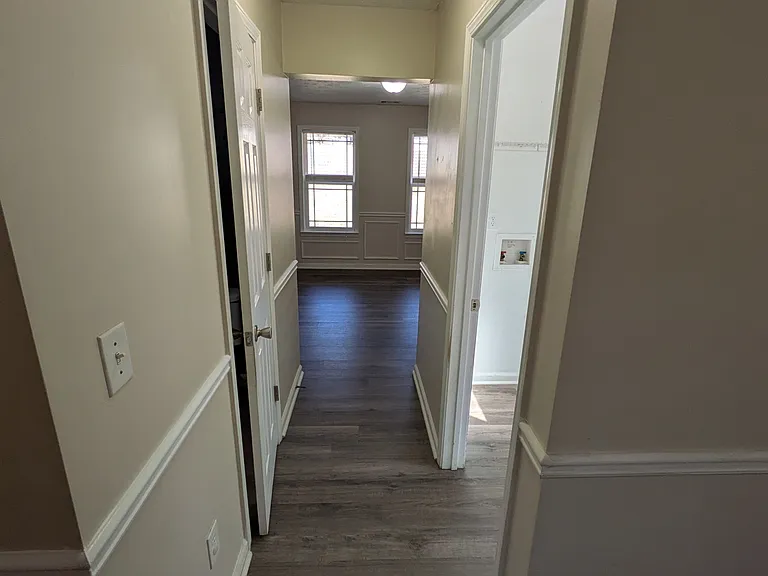 375 Searchlight Dr — Photo 8