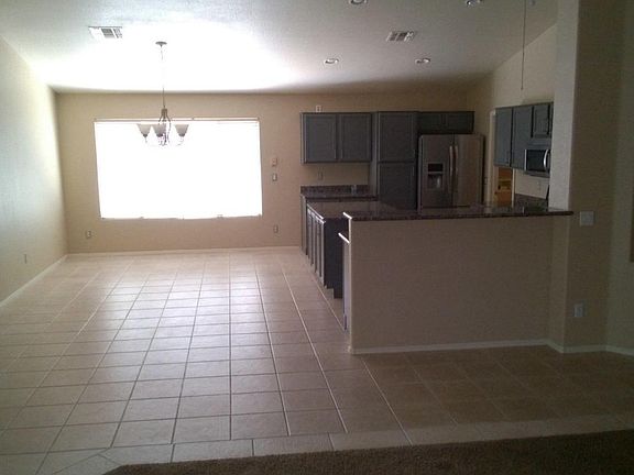 Kitchen & Dining Room