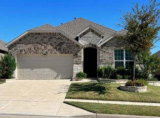 2812 Gillingham Ln, McKinney, TX 75071