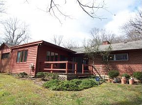 3rd image of 605 Vance Dr