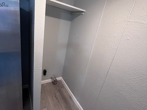4th image of 4124 Wood St #4124