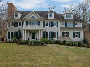 76 Campfire Rd, Chappaqua, NY 10514